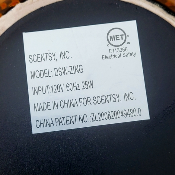 Scentsy Electric Wax Warmer - Zebra Woodgrain Design - Picture 4 of 7